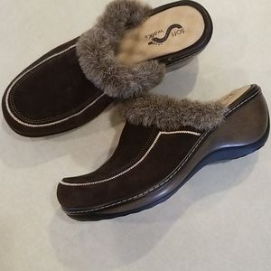 New SoftWalk Womens Faux Fur Mule Clog 8M